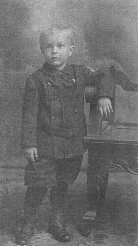 Elmer at 4